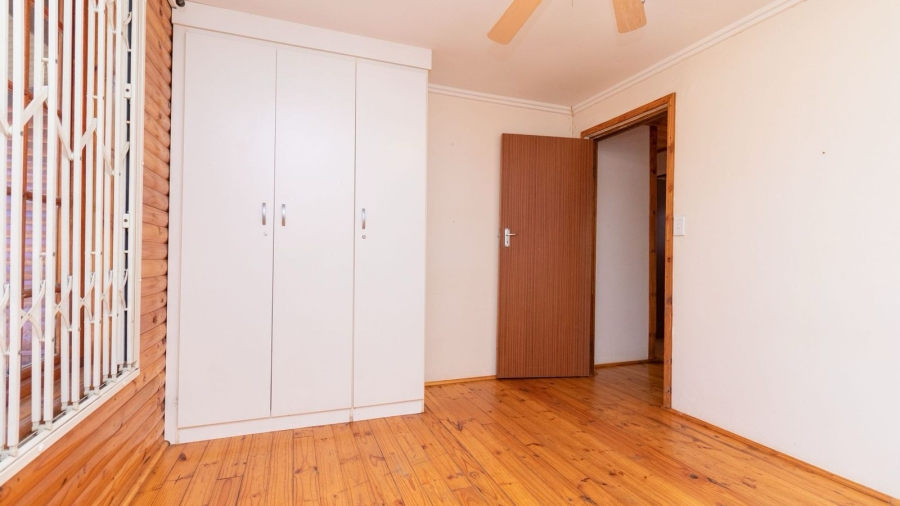To Let 4 Bedroom Property for Rent in Mooinooi North West